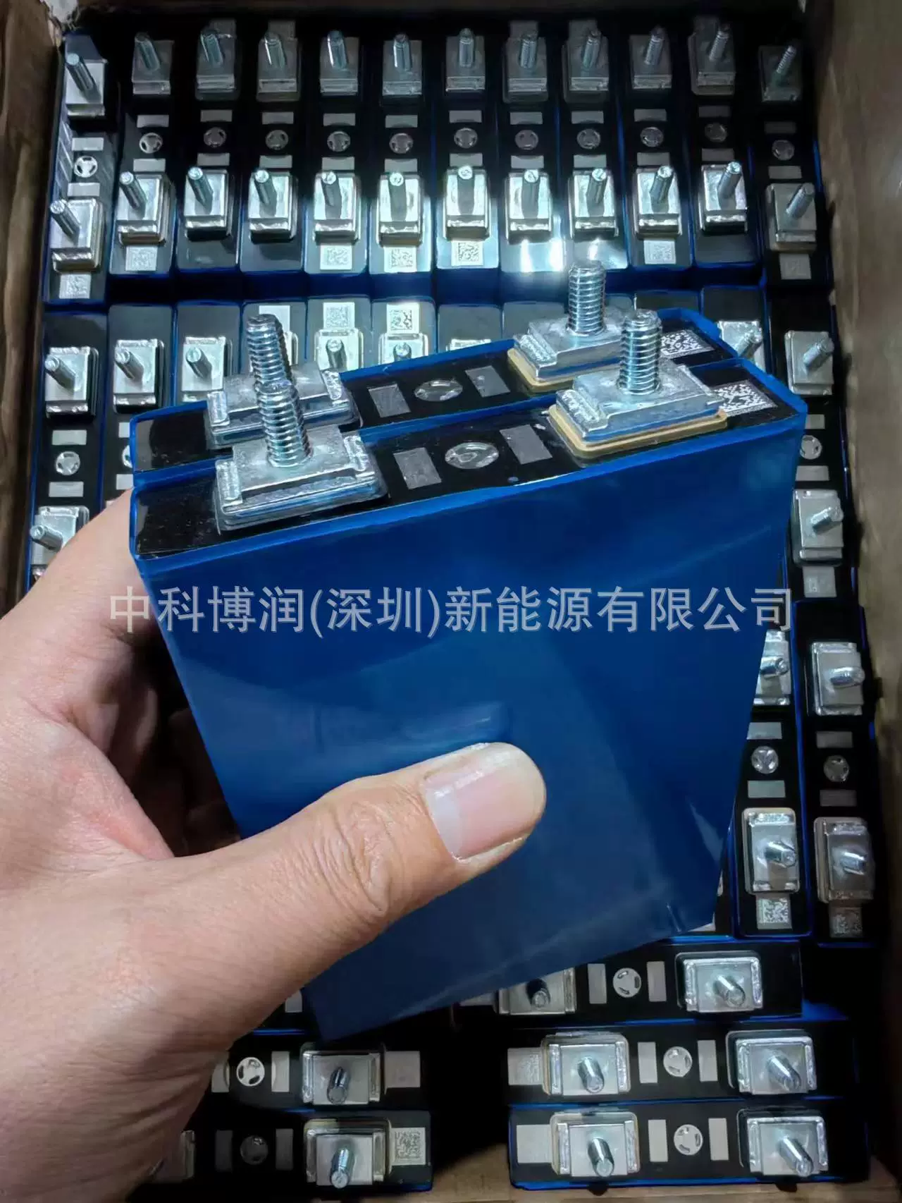 LiFePO4 призматическая ячейка (Guoxuan) 27–340 Ач, 3,2 В, призматические клеммы для хранения и электромобилей