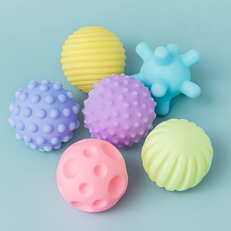 Baby toy soft rubber grip ball Manhattan tactile sensing massage ball puzzle can nibble cognitive ball