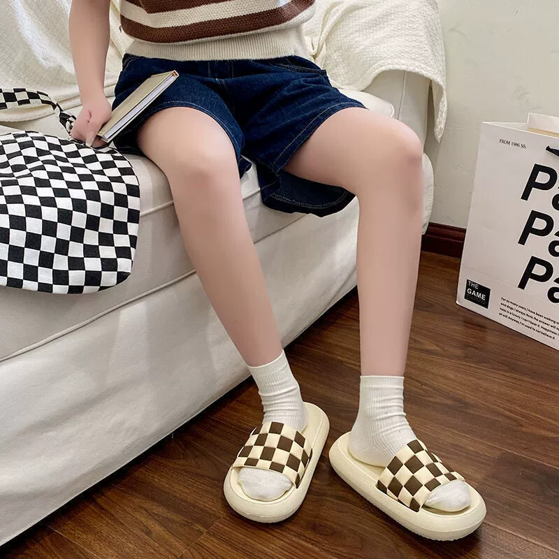 Спотовые быстрые черно-белые шахматные тапочки женские летние пары