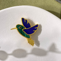 跨境外貿新款蜂鳥胸針卡通動物男女款氣質西裝配飾胸花絲巾扣