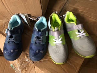 ���Qԭ����ͯ�W���\��Ь boy light sneakers