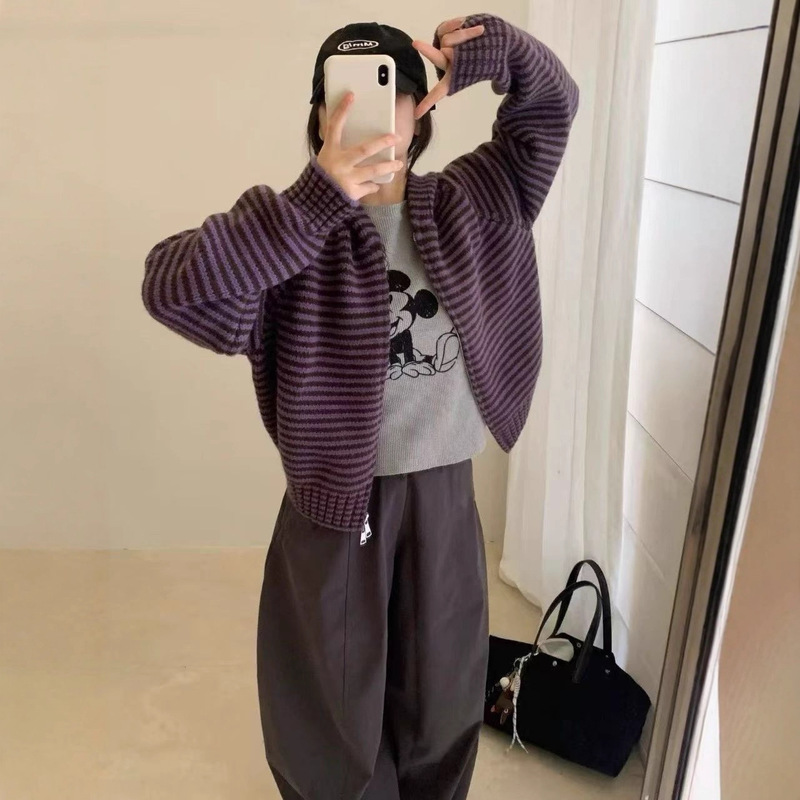 Korean Style Contrast Stripesd Hooded Zipper Knitted Cardigan Jacket Autumn and Winter New Fashion Versatile Lazy Style Sweater for Women Korean Style Contrast Stripesd Hooded Zipper Knitted Cardigan Jacket Autumn and Winter New Fashion Versatile Lazy Style Sweater for Women