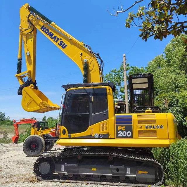 Hunan tiene una excavadora de segunda mano Komatsu240 Hyundai 220 SanY1 215 235 exportación 320DCAT