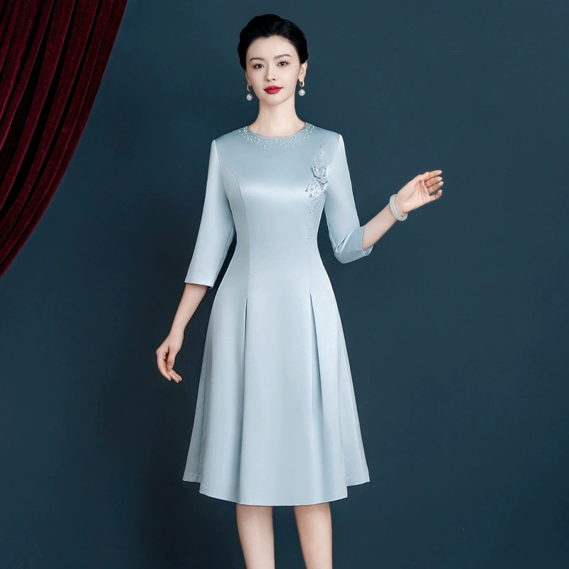 2025 весеннее новое платье светло-голубой бисер темперамент свадебный банкет