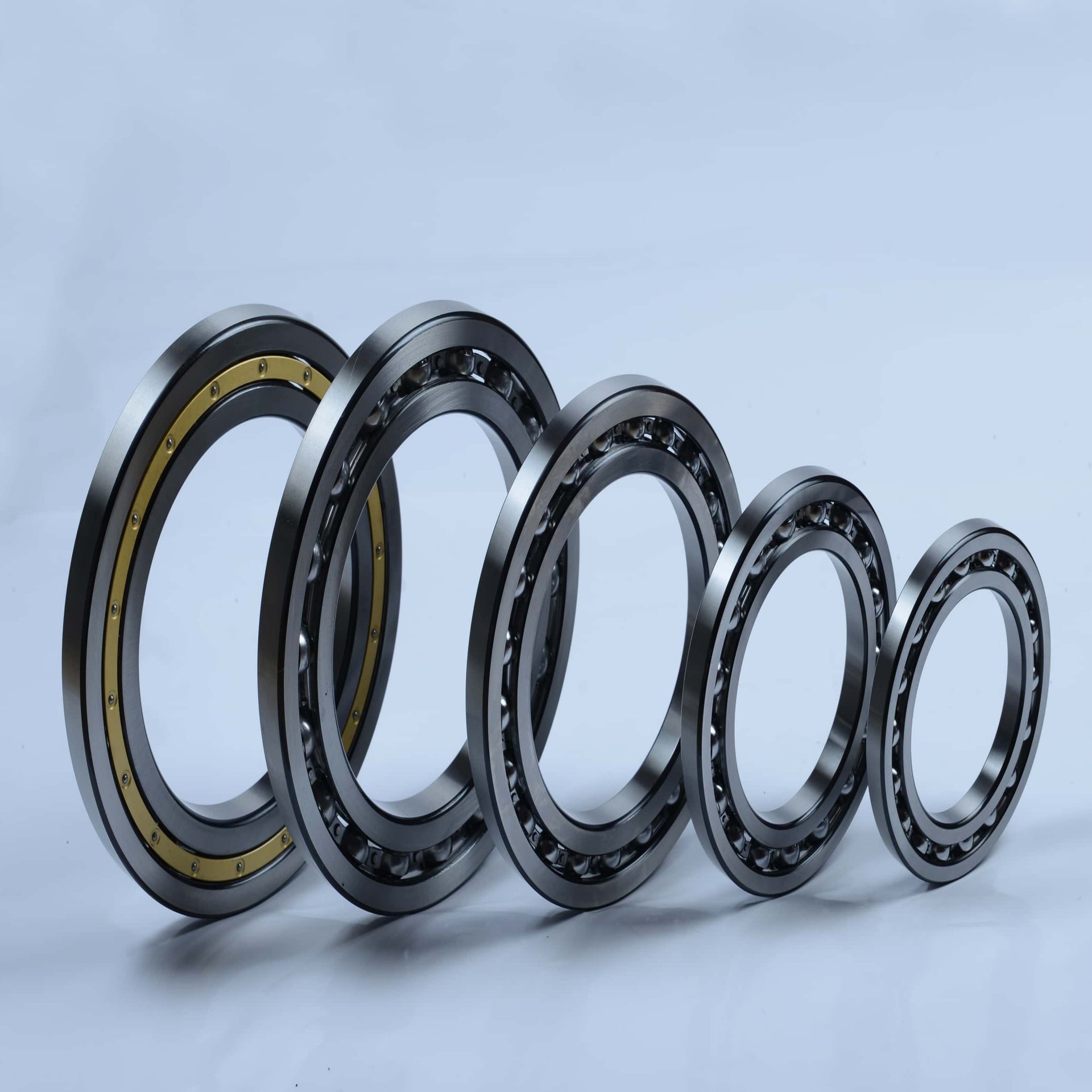 可按特定需求出售山东品牌P5P6级产品深沟球轴承61930M