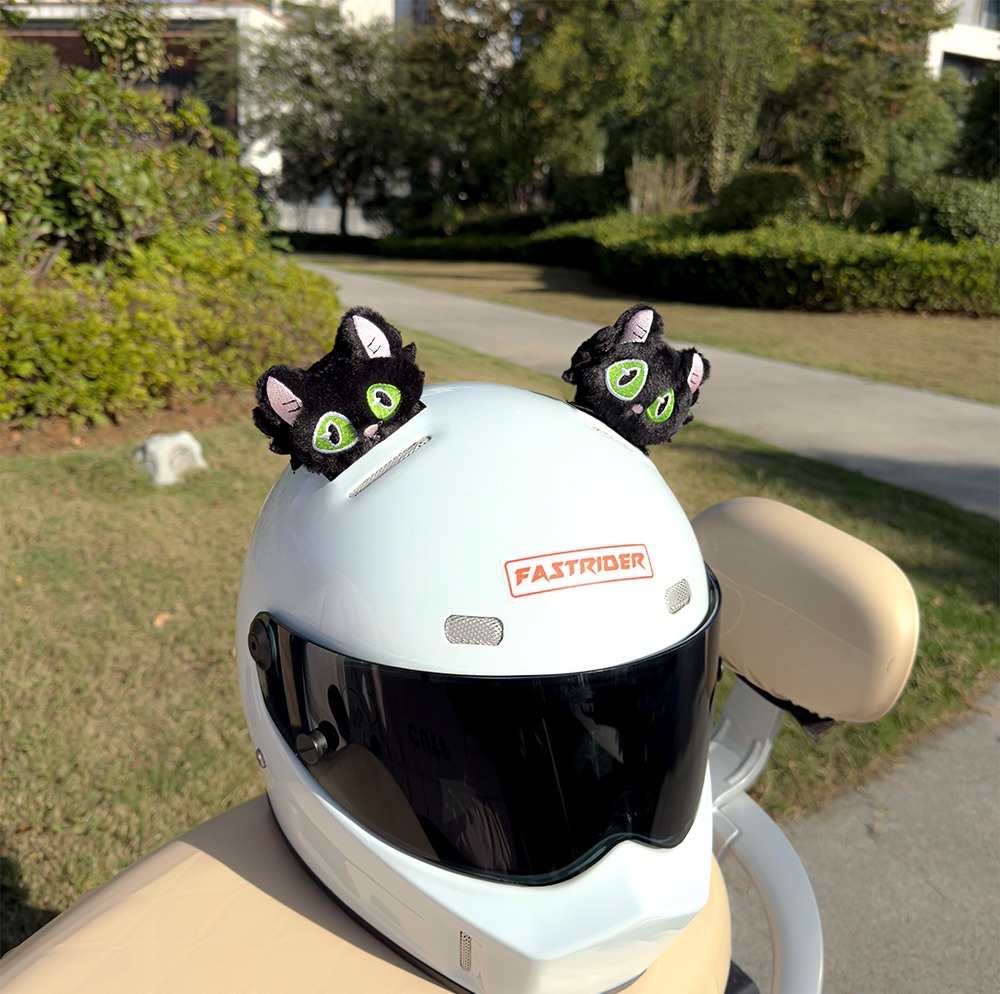Suzume's Locking-Up Cat Motorcycle Helmet Decoration