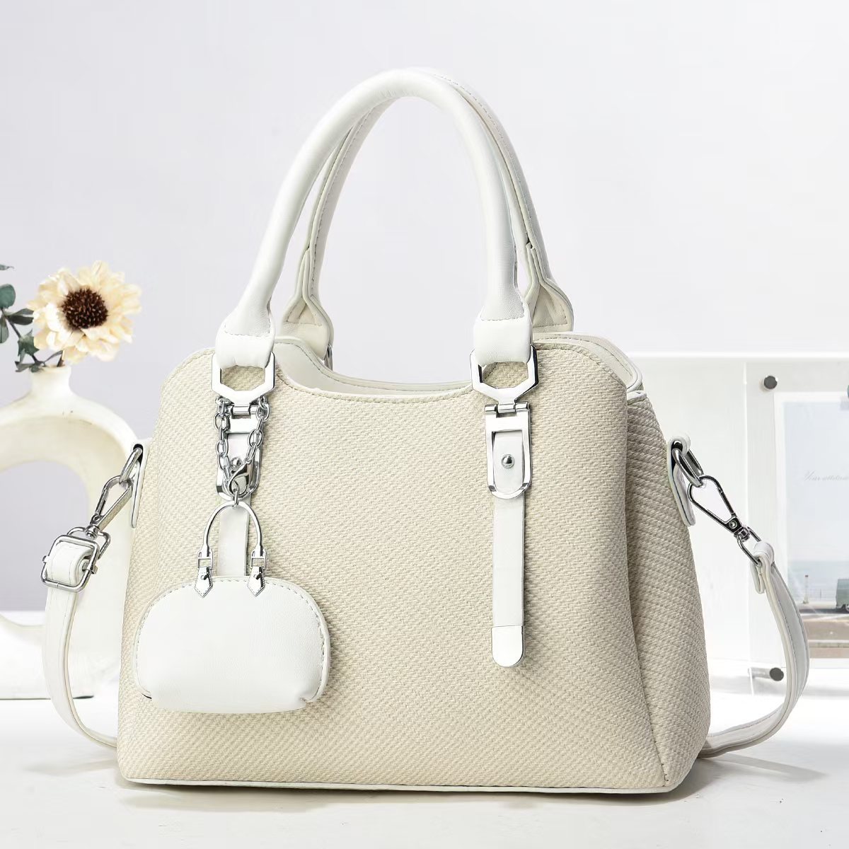 Bolsos para mujer 2025 nuevo bolso de hombro bolso de mensajero bolso femenino esencial de la diosa del sentimiento de alta gama