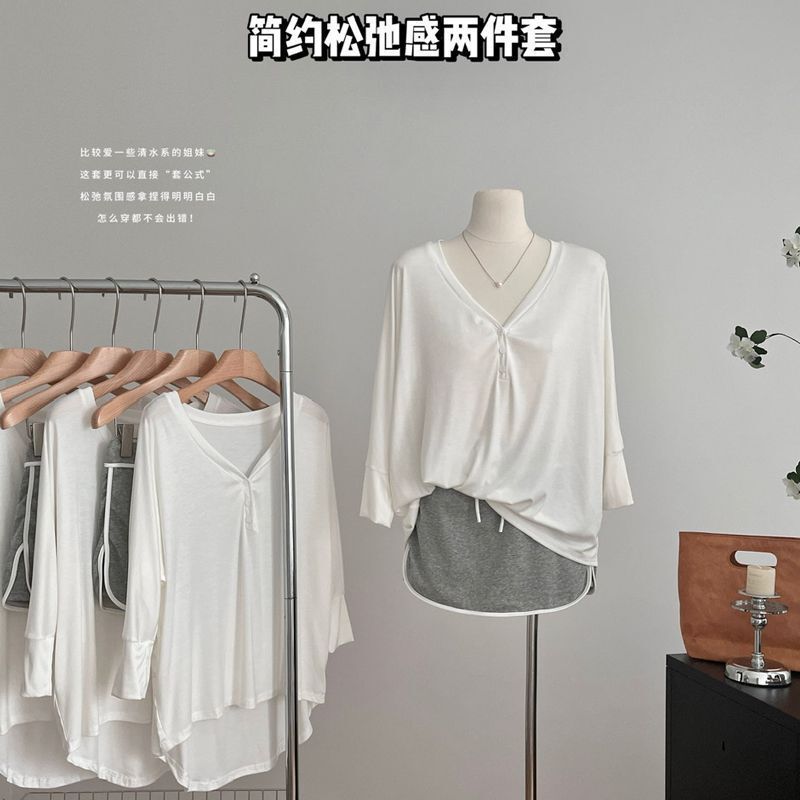 Let Me Dazzle Zhao Lusi's Same Style White V Neck Buttoned Slightly See-Through Loose Lazy Thin Top T-Shirt for Women