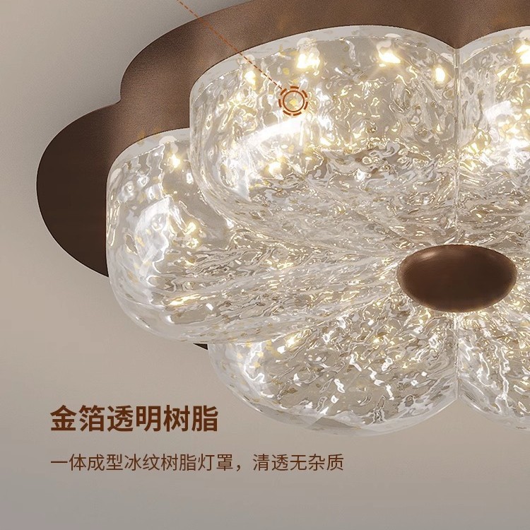[Estrictamente seleccionado] Lámpara de techo de protección ocular nueva lámina de oro francesa, lujo ligero, habitación privada de resina de alta gama, lámpara de flor creativa