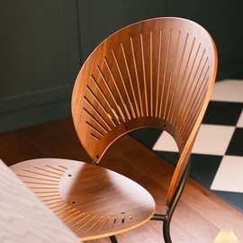 网红贝壳椅北欧轻奢家用实木餐椅ins设计师餐厅太阳椅子