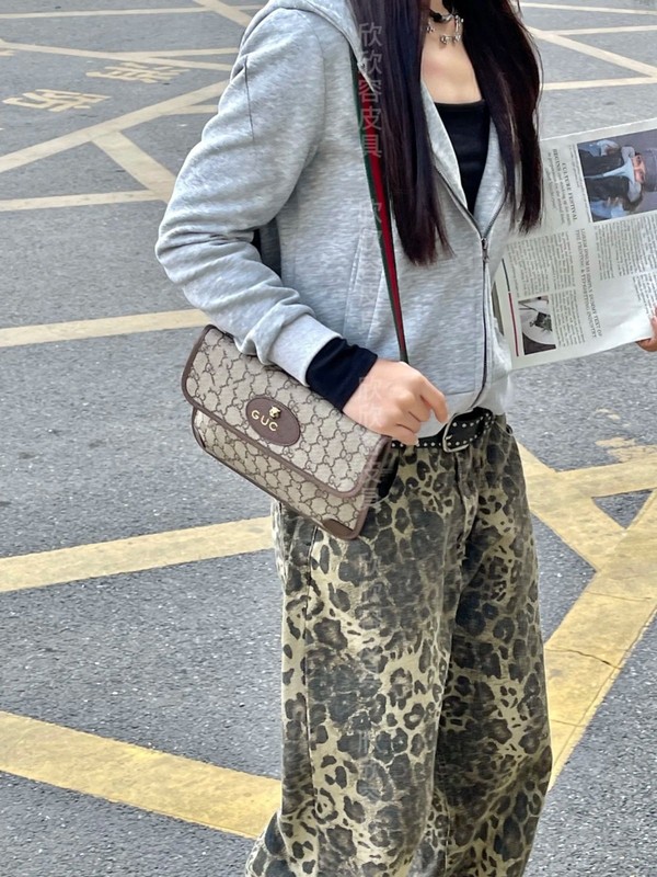 G's Tiger Head Bag クロスボディバッグ チェストバッグ ウエストバッグ 男女同型 新しいバックスタイルをロック解除 高品質 レトロ 多用途|undefined