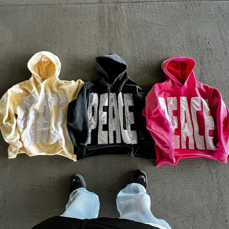 Herrenbekleidung, neue Sweatshirts, modische Persönlichkeit im Streetstyle, mit Buchstabenstickereien, Kapuzenpullover mit langen Ärmeln_voghion.com