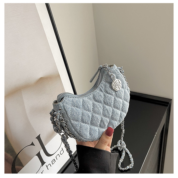 Women's Crossbody Bag With Diamond Chain And Denim Crescent Design_voghion.com