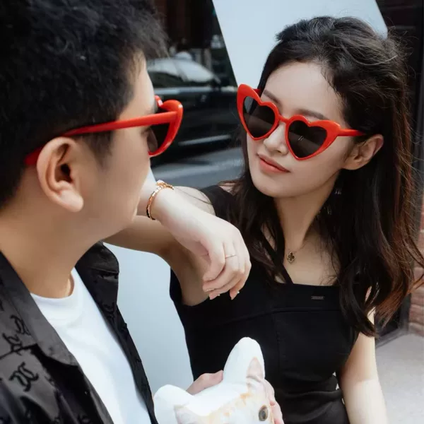 Cross-Border Trendy Heart-Shaped Sunglasses, Bridesmaid Glasses, Influencer-Style Glasses, European and American Party Sunglasses, Performance Sunglasses