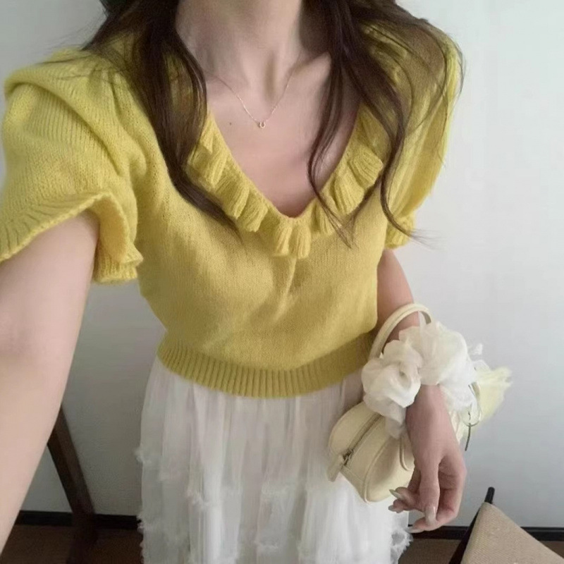 Ys Ruffled Edge Elegant U-Neck High-Waisted Short-Sleeve Knitted Top for Women, Summer Korean Style Slim Fit Puff Sleeve Unique T-Shirt Top Ys Ruffled Edge Elegant U-Neck High-Waisted Short-Sleeve Knitted Top for Women, Summer Korean Style Slim Fit Puff Sleeve Unique T-Shirt Top