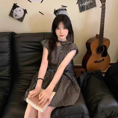法式灰色波点泡泡袖连衣裙女夏季设计感气质甜美收腰修身短裙子