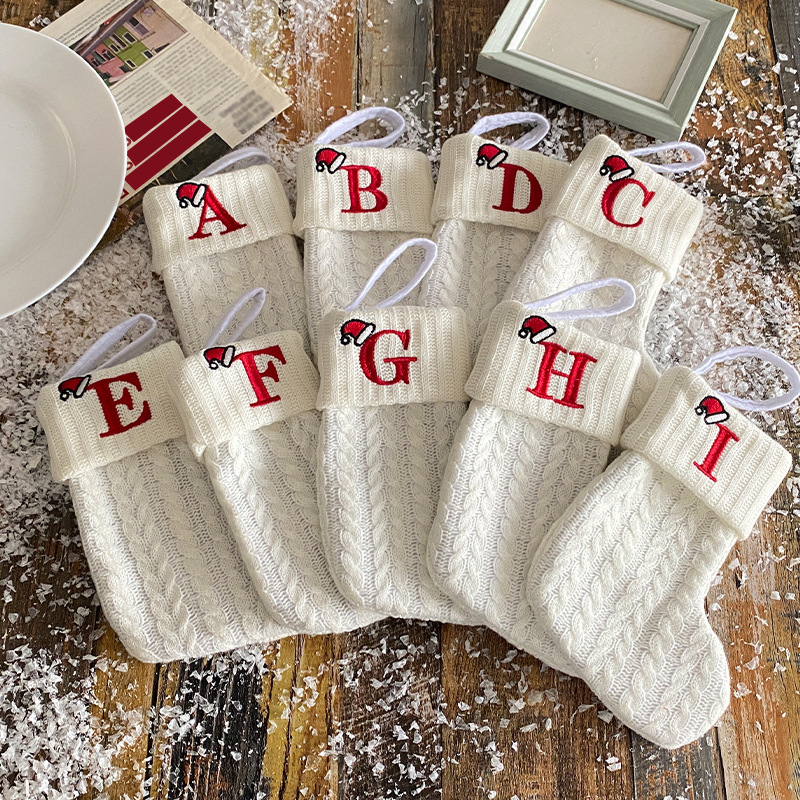 Decoraciones transfronterizas calcetines de punto calcetines de lana letras bordadas bolsa de regalo de dulces PARA NIÑOS Calcetines de Navidad blancos bolsa de regalo