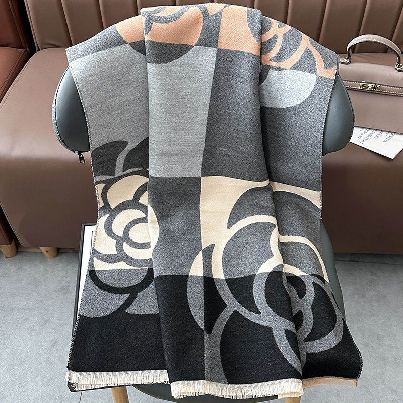 Bufandas coreanas de cachemira de dama 2025 pájaros con un bufón de aire acondicionado que se vuelve más grueso y cálido