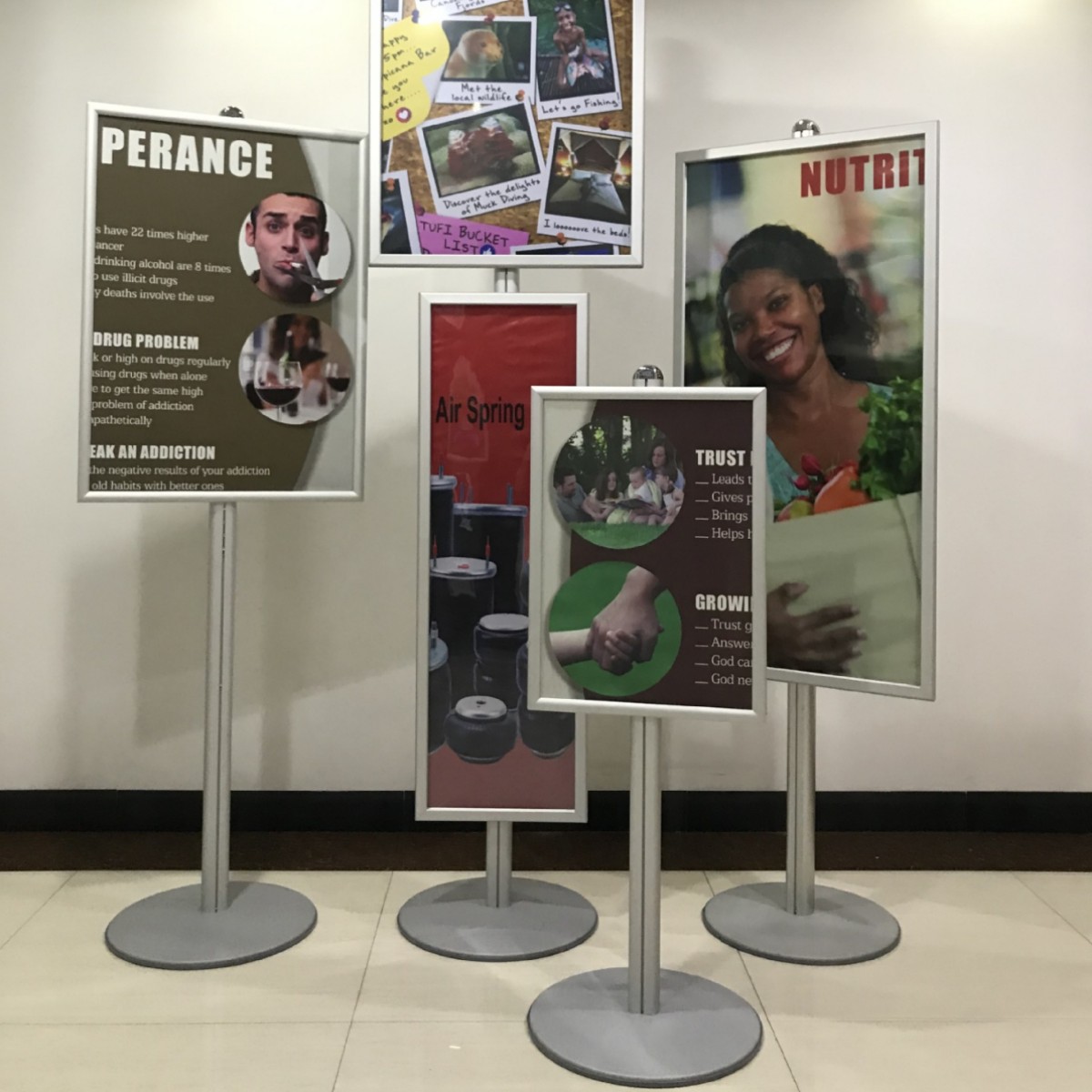 广告促销宣传站立式海报架 易安装易换画海报框