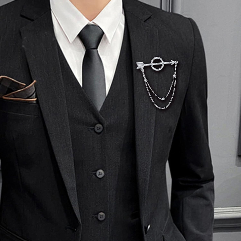 Spilla uomo vintage per stile minimalista elegante_voghion.com