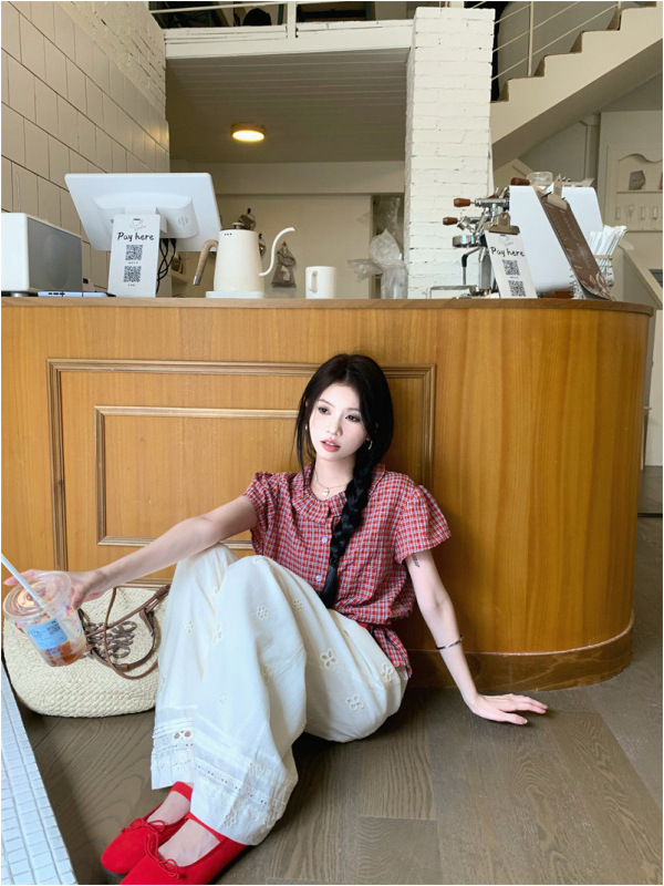 赤いチェック柄半袖シャツベビードールカラートップ婦人服夏シックな中空カジュアルパンツストレートパンツ 2 点セット|undefined