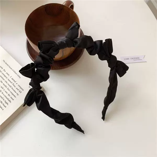 Z12 knotted black