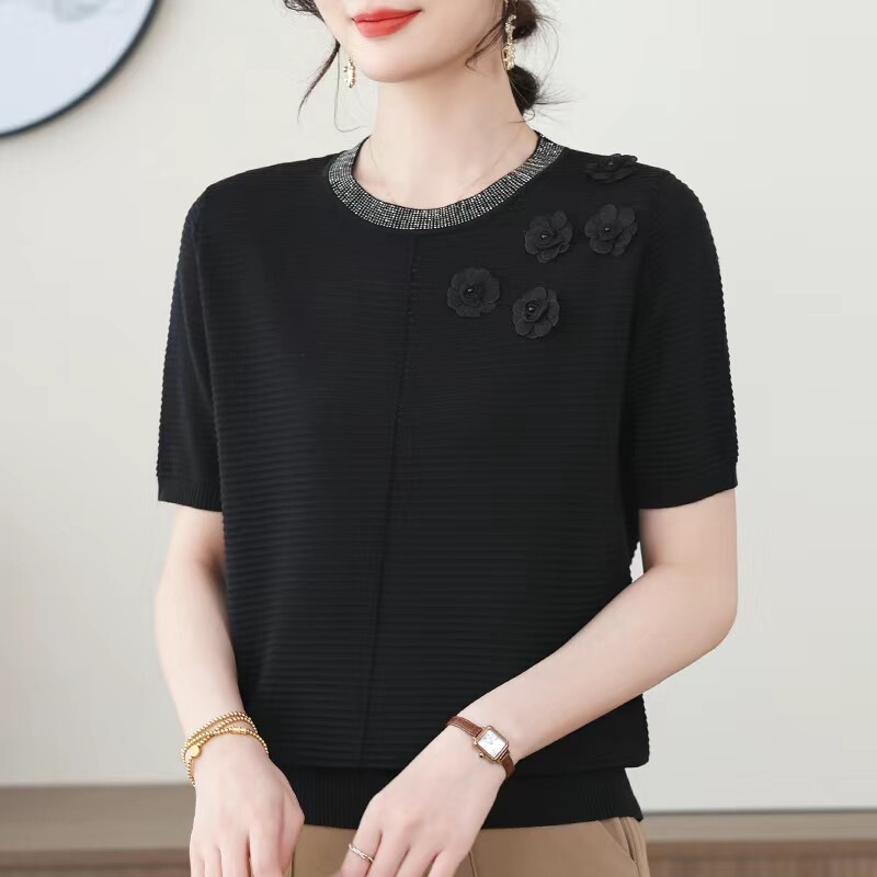 Middle-aged Women's Summer Top Mother's Short-sleeved Knitted Shirt Crewneck T-shirt Loose Western-style Mother-in-law's Small Shirt Women's Clothing Middle-aged Women's Summer Top Mother's Short-sleeved Knitted Shirt Crewneck T-shirt Loose Western-style Mother-in-law's Small Shirt Women's Clothing