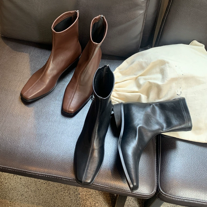 Корейская версия квадратной головы французские обнаженные сапоги с плоской подошвы Мартин рыцарь женские сапоги осень-зима новые ретро тощие ботильоны сапоги