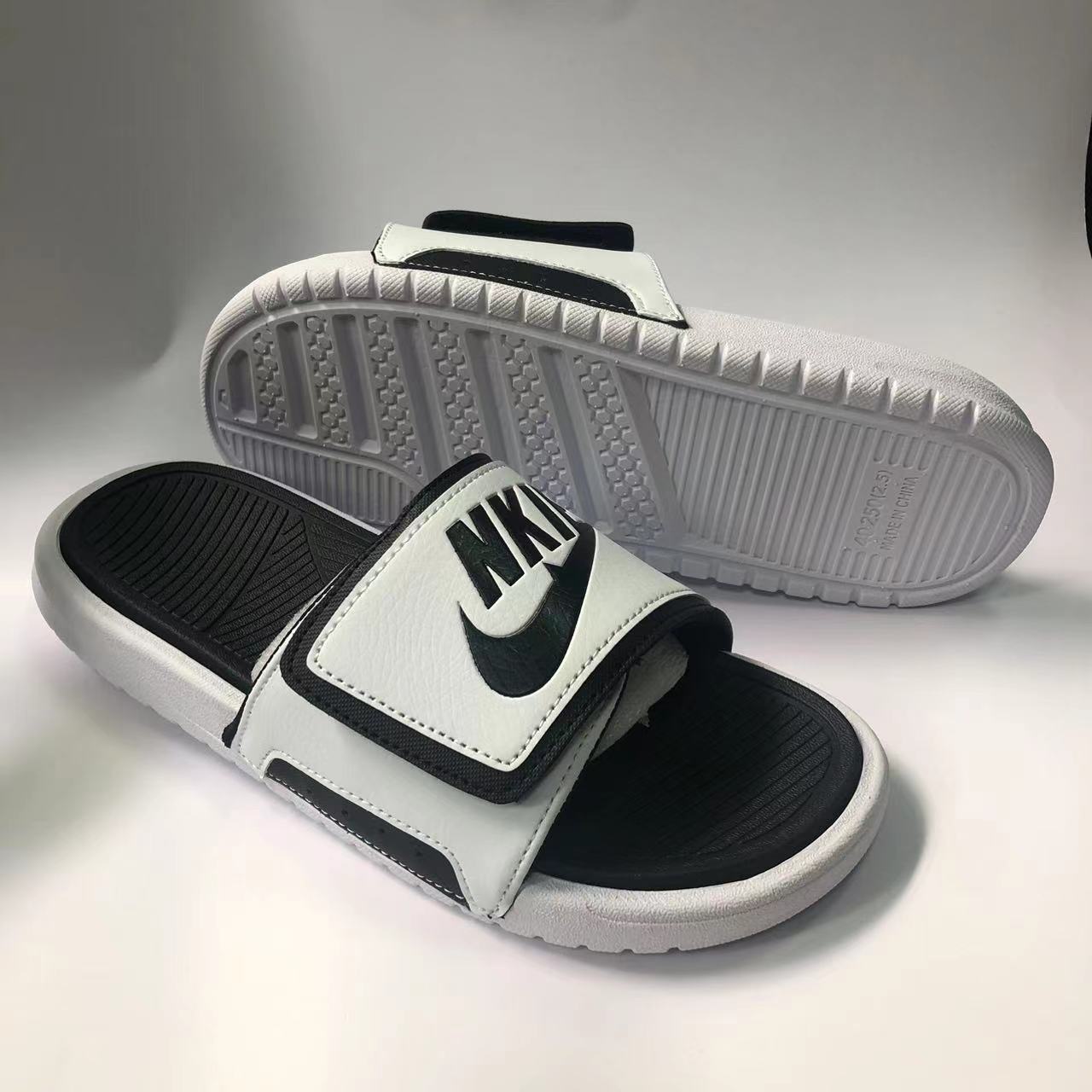 2023 nuevas zapatillas antideslizantes de aire caliente sandalias de verano para hombres zapatos antideslizantes de Interior para el hogar moda casual zapatillas de hombre al aire libre