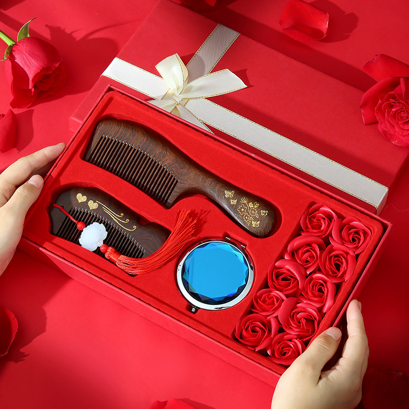 圣诞节送妈妈木质檀木梳子套装礼盒生日礼物老婆结婚礼品伴手礼