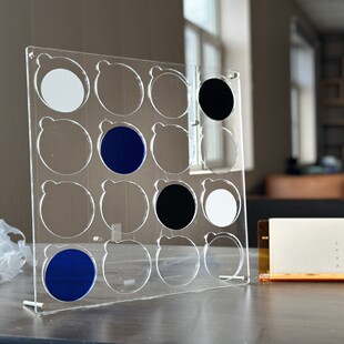 ̫��R���RƬ������չʾ��͸���RƬ��е����R���RƬ�ռ{չʾ��