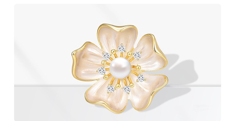 Camellia Brooch with a High-End, Luxurious Feel, Super Beautiful Enamel-Painted Floral Design, Anti-Exposure Pin for Women