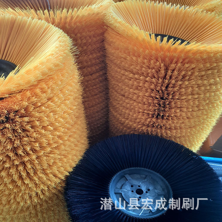 厂家直供环卫车除尘扫地刷|护拦清洗毛刷|环卫方块刷 电动车扫刷