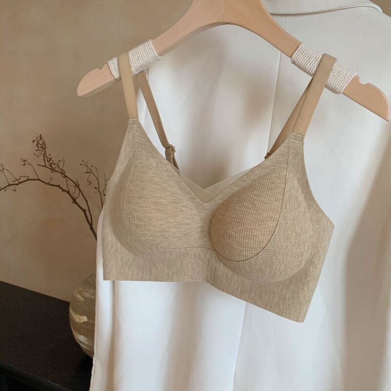 ストレッチ無痕下着女性無鋼輪が集まって、垂れ下がるのを防ぐために、副乳を引っ張って、運動文ブラジャーをサポートします。|undefined
