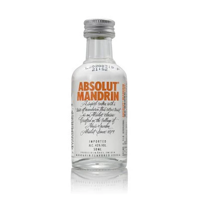 Миниатюрная ликерная наборка — Bacardi, Absolut, Chivas, Jameson и другие, ассорти 50 мл бутылок