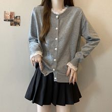 大码女装蕾丝花边长袖T恤女春秋2025新款胖mm宽松显瘦遮肉打底衫