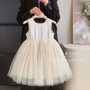 �n��ͯ�bŮͯ�r���B��ȹŮ���Ӄ�ͯ�A�I�o��ƴ�ӾW��A�����eȹ��