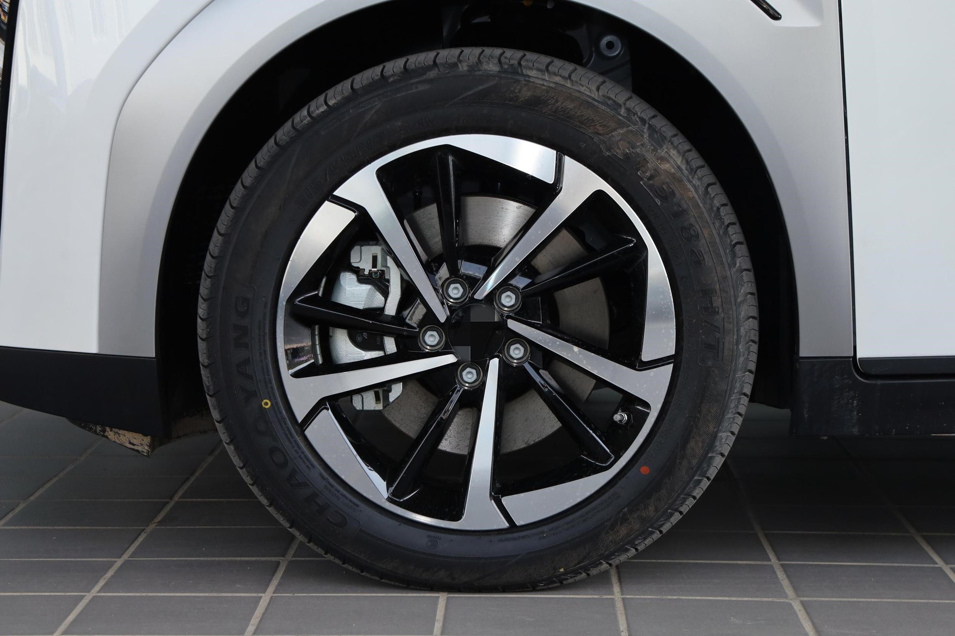 Suitable for new energy GAC EAN wheel 17 inch 18 inch EAN Yplus EAN V EAN S steel rim spare tire