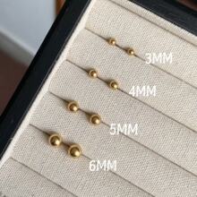 ���� insС�����A������С�𶹶�����B�����ٴ���h�����ɫ