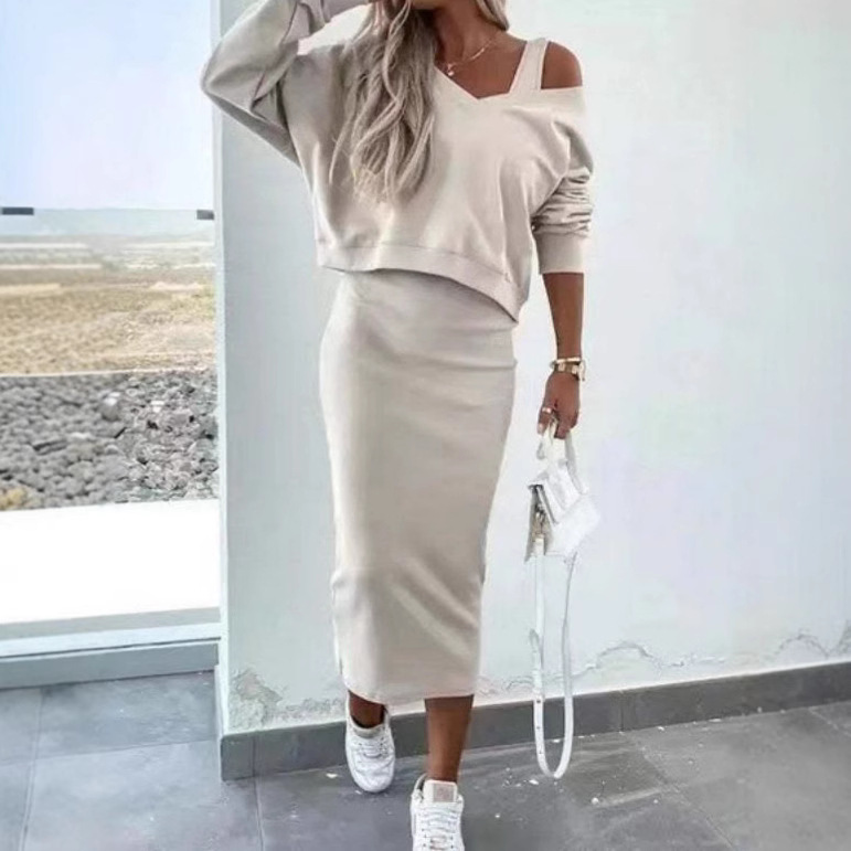 Completo da donna con scollo a V, manica lunga, tunica, maglione, due pezzi, casual, in maglia, colori a tinta unita, tendenze moda_voghion.com