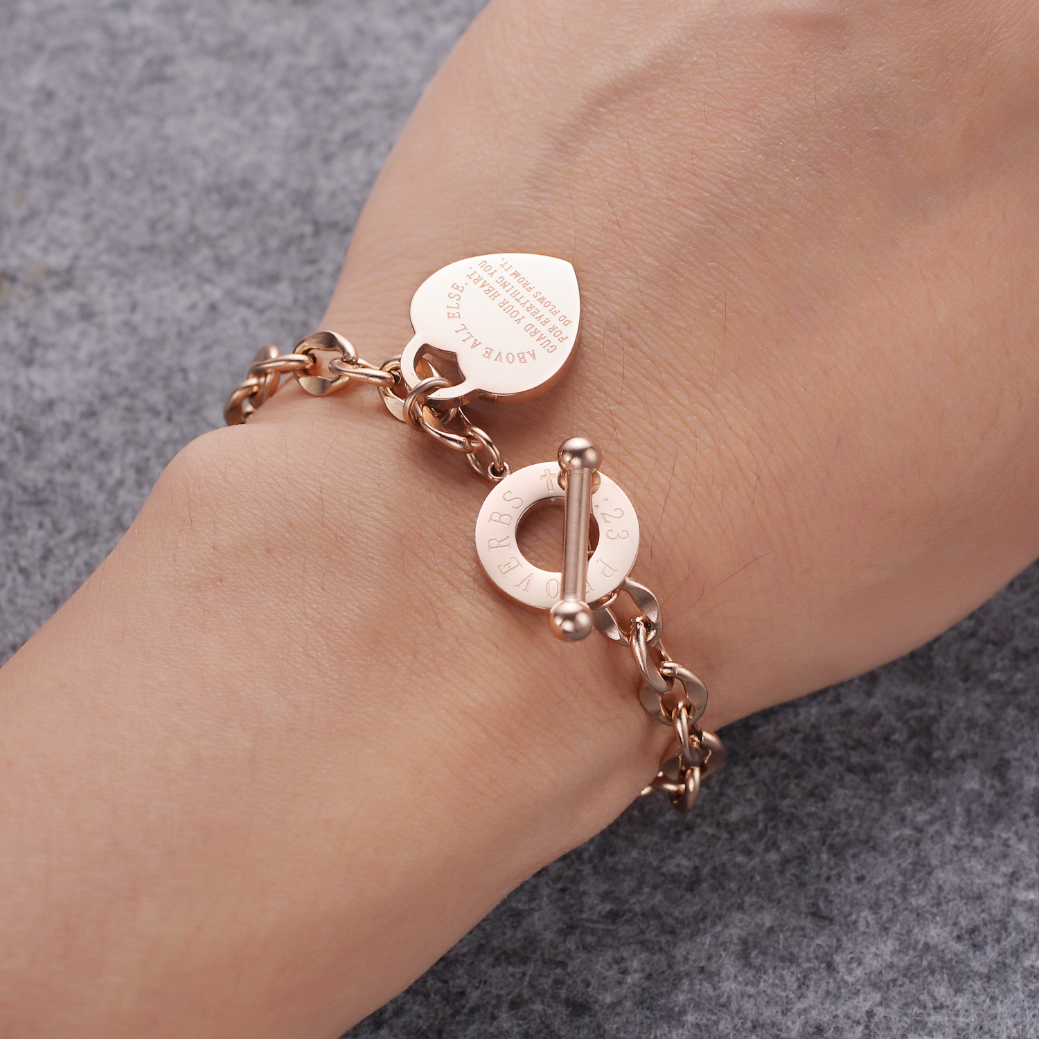 Titanium Steel Material Hot Fashion  Stainless Steel Peach Heart Tag Titanium Steel Bracelet Japanese Buckle Bracelet Wholesale