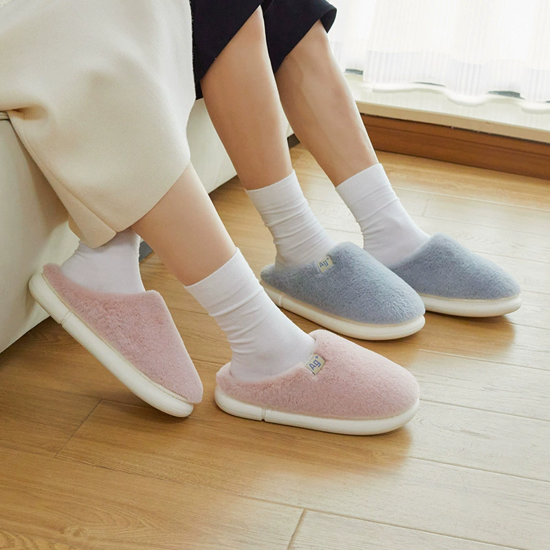 Превосходные волосы плюшевые хлопчатобумажные тапочки женская зимняя пара