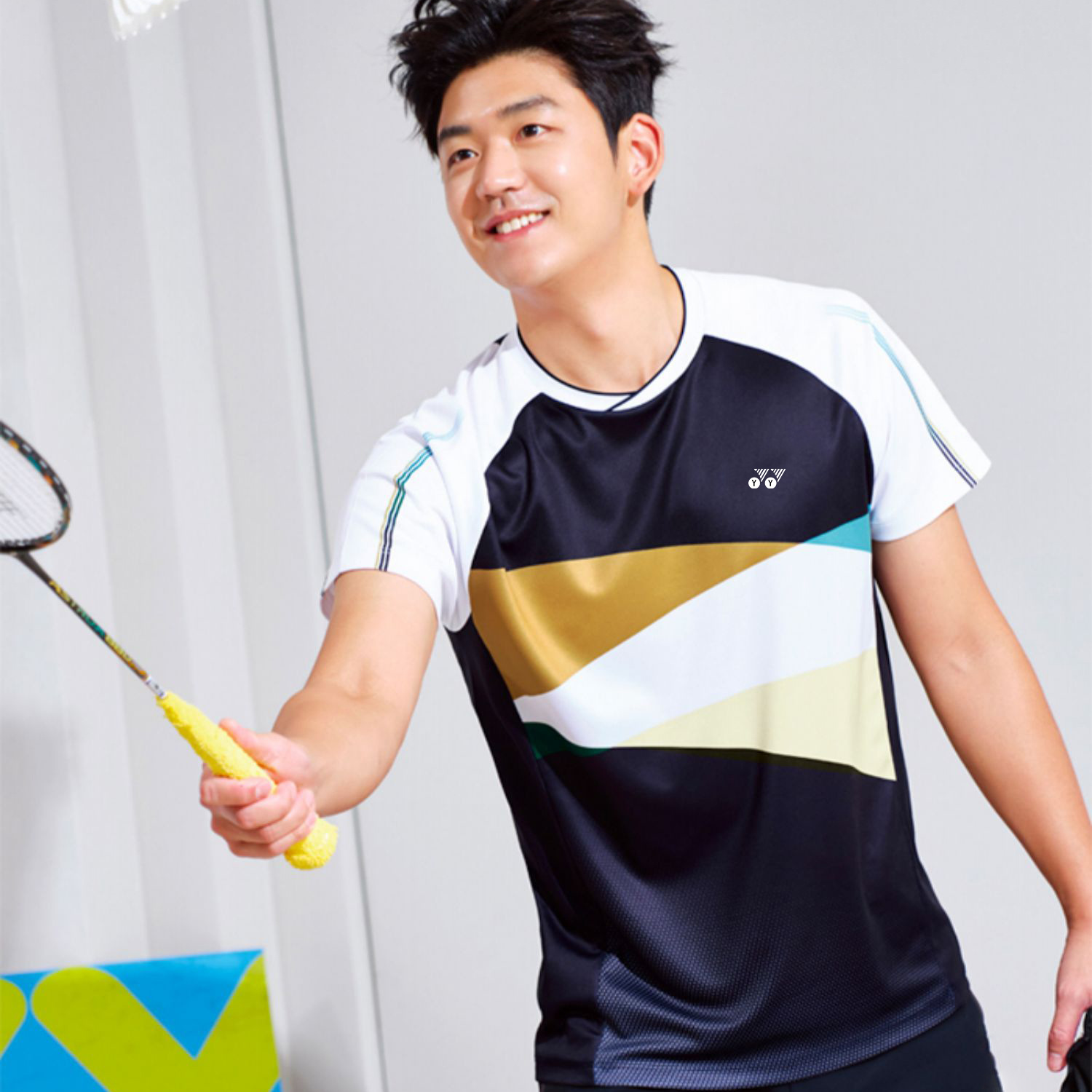 YY 새로운 배드민턴 세트 남녀 세트 대회 세트 테니스 스포츠 훈련 세트 통기성 빠른 건조 탑 맞춤형