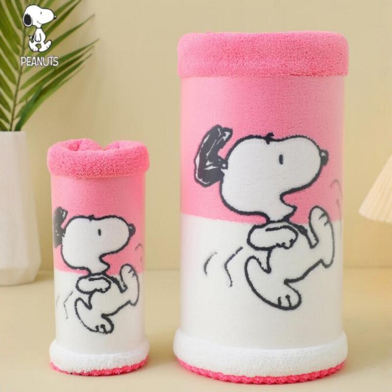Snoopy coral fleece bath towel, children's cartoon absorbent towel, cute portable household face towel, couple's style Snoopy coral fleece bath towel, children's cartoon absorbent towel, cute portable household face towel, couple's style