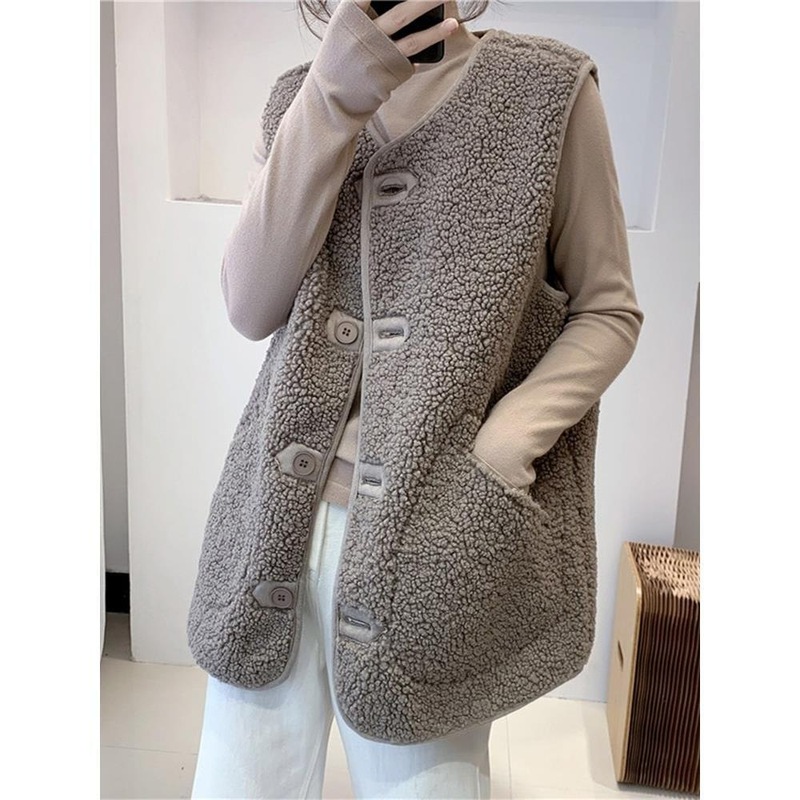 Women's Vest Jacket 2026 Autumn and Winter New Style Faux Lamb Fur Integrated Loose Korean Style Sleeveless Vest Trendy Women's Vest Jacket 2026 Autumn and Winter New Style Faux Lamb Fur Integrated Loose Korean Style Sleeveless Vest Trendy