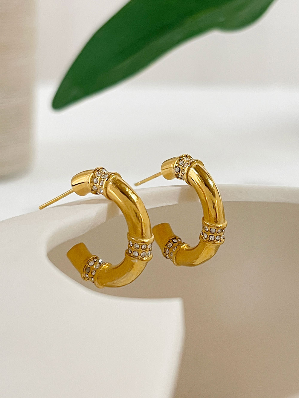 1 Pair Vacation Roman Style C Shape Plating Inlay Stainless Steel Zircon Ear Studs display picture 1