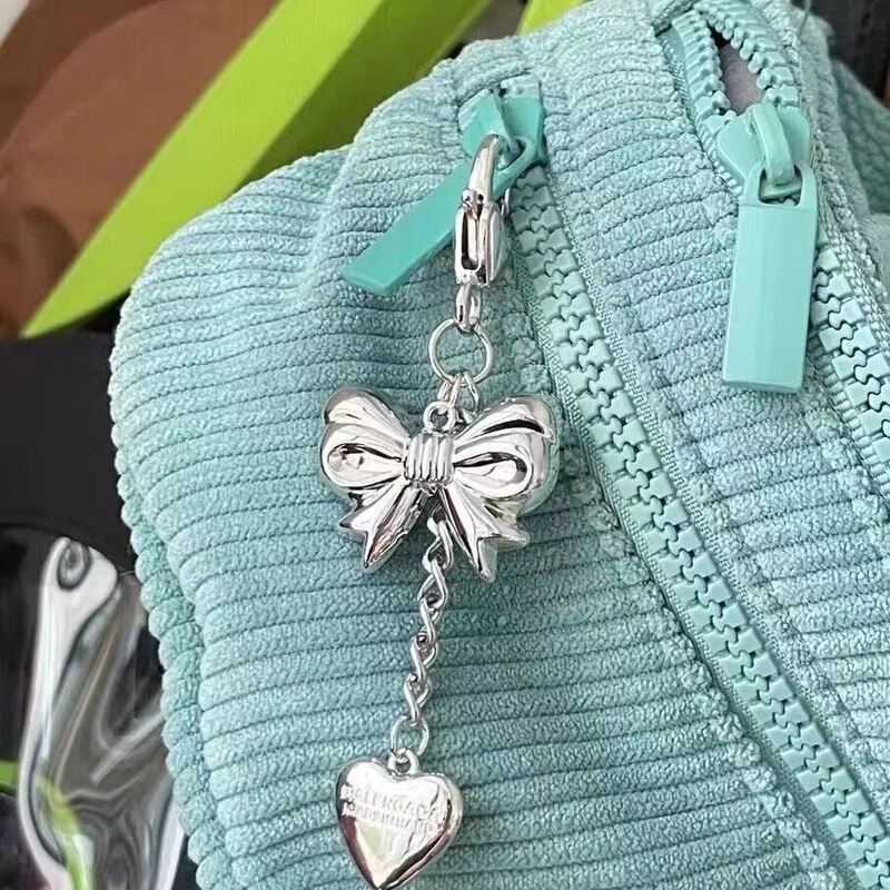 Korean Ins Sweet Girl Silver Love Bow Chain Pendant Retro Girl Heart Keychain Bag Hanging Ornaments y2k Korean Ins Sweet Girl Silver Love Bow Chain Pendant Retro Girl Heart Keychain Bag Hanging Ornaments y2k
