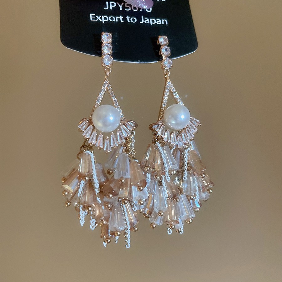 Aguja de plata con diamantes de cristal pendientes de bordilla estilo nacional pendientes de temperamento pequeño ligero lujo de alta calidad industria pesada exageración pendientes