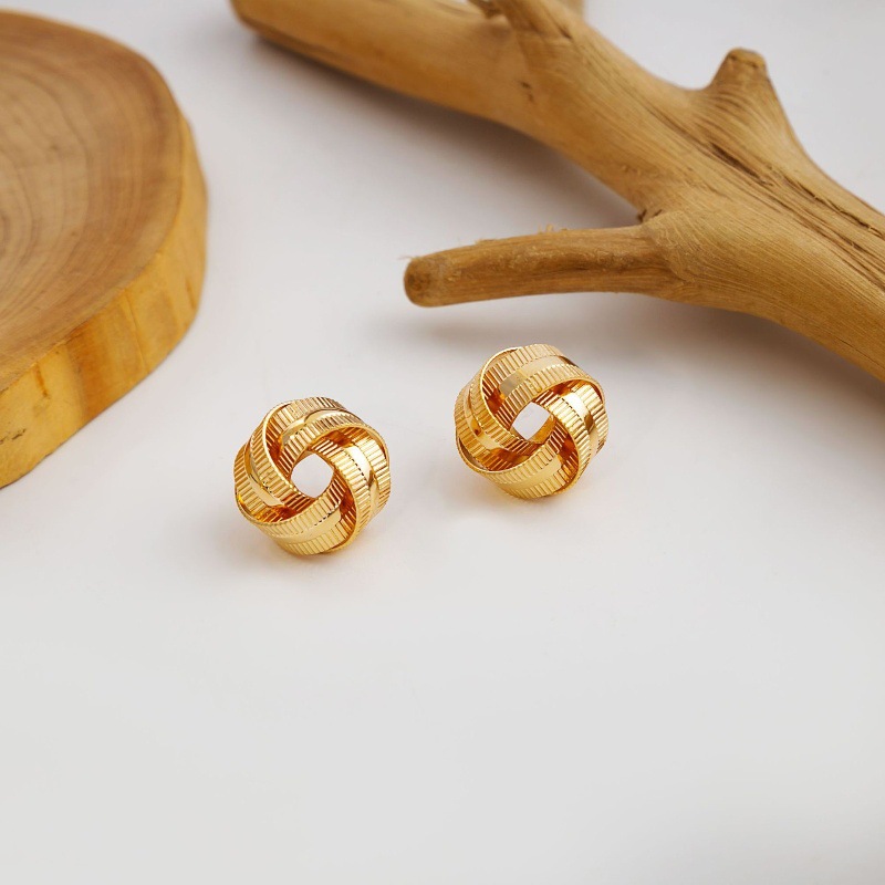 欧美跨境热销款耳钉时尚交叉圆环设计款女士耳环个性潮流耳饰批发