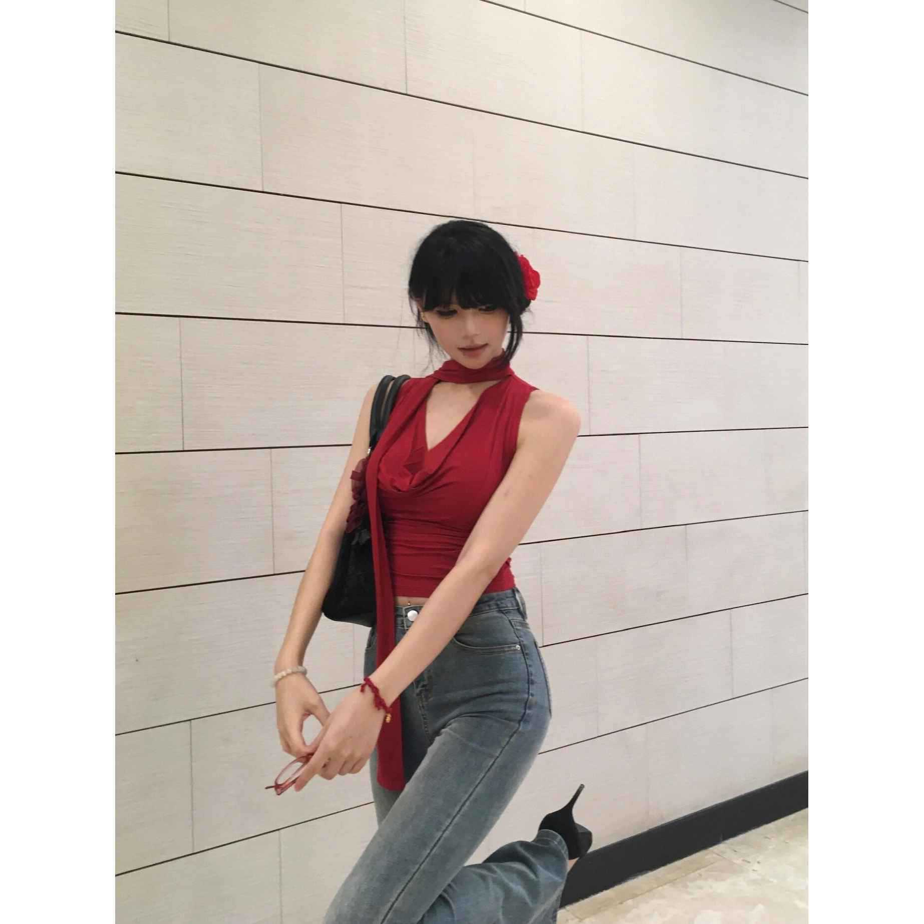 背心女裝夏季外穿性感美式辣妹無袖掛脖吊帶修身顯瘦短款盪領上衣